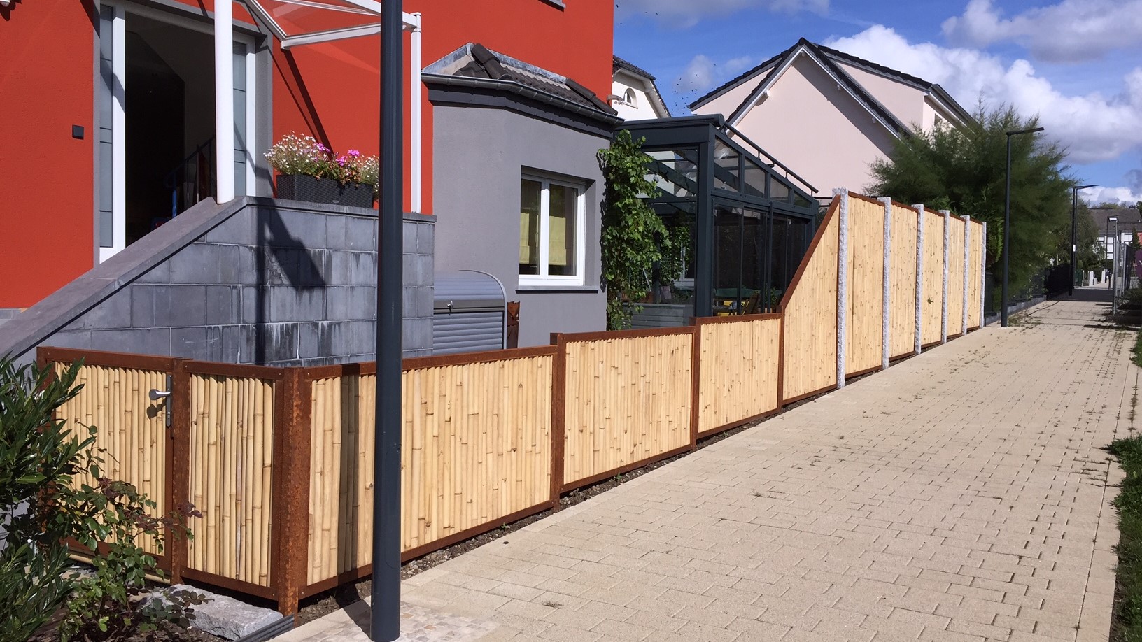 BambusBASIS Modul5 Cortenstahl Sichtschutz Zaunfeld