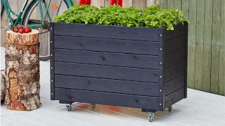 Plus Pflanz- und Blumenkästen