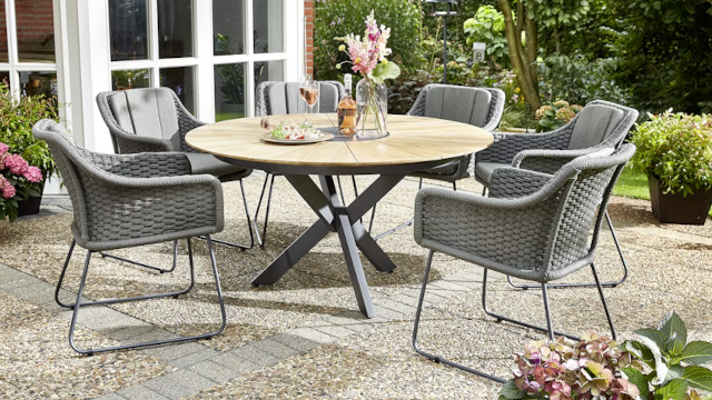 Diamond Garden Gartenstühle & Hocker