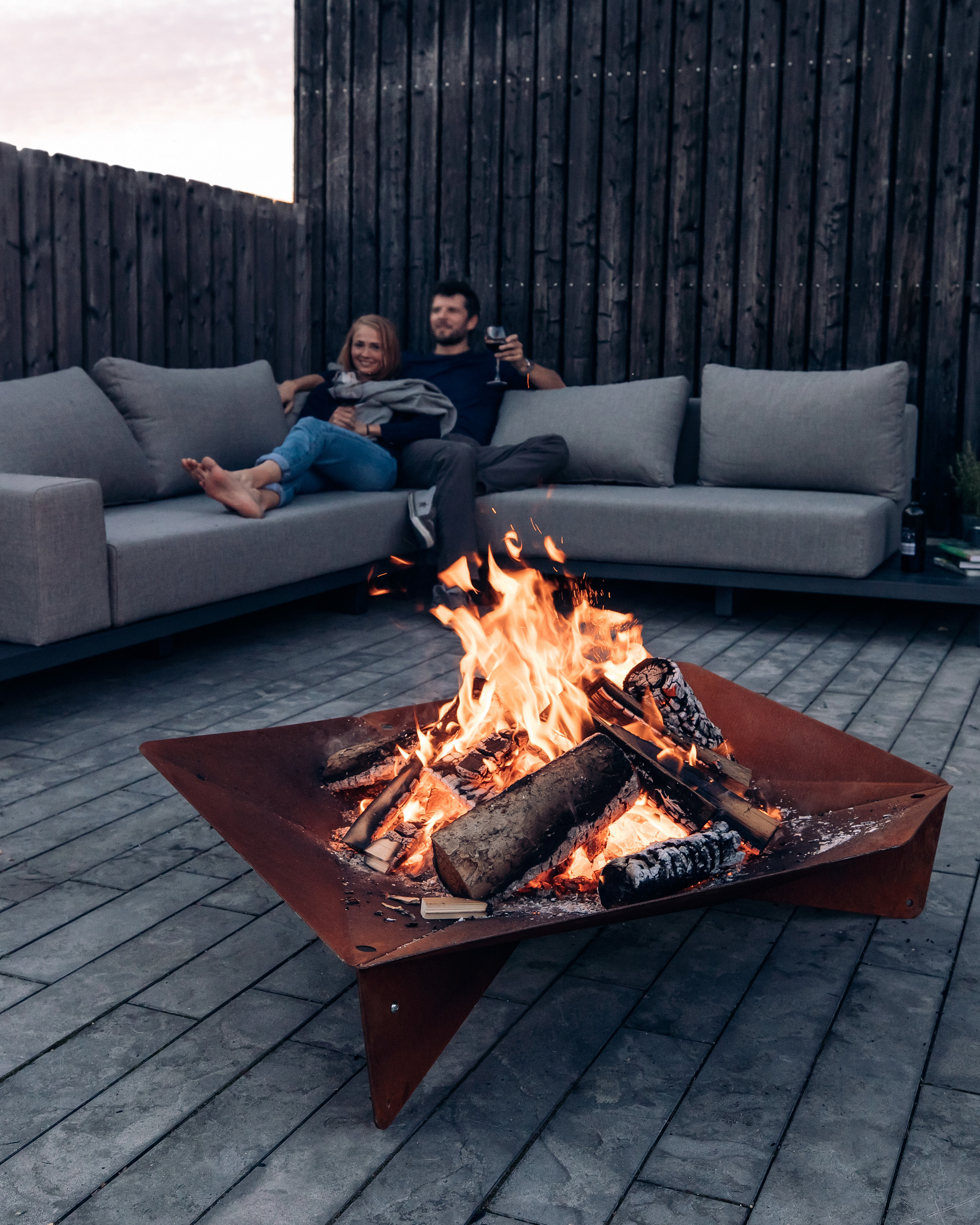 Feuer auf der Terrasse Teaser Bild 1