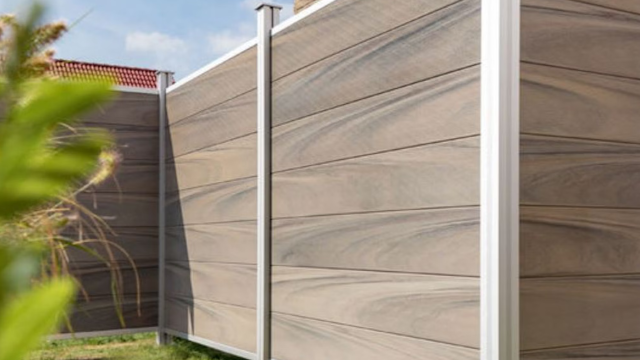 Multi-Fence Co-Extrusion