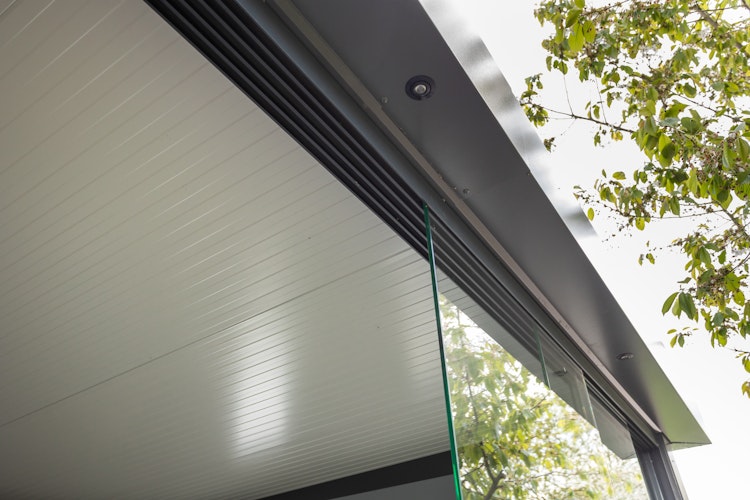 Telluria Glasschiebewände für Lounge XL