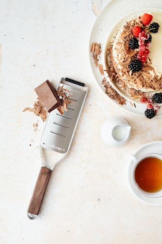 Microplane Große Raspel MASTER Walnussholz