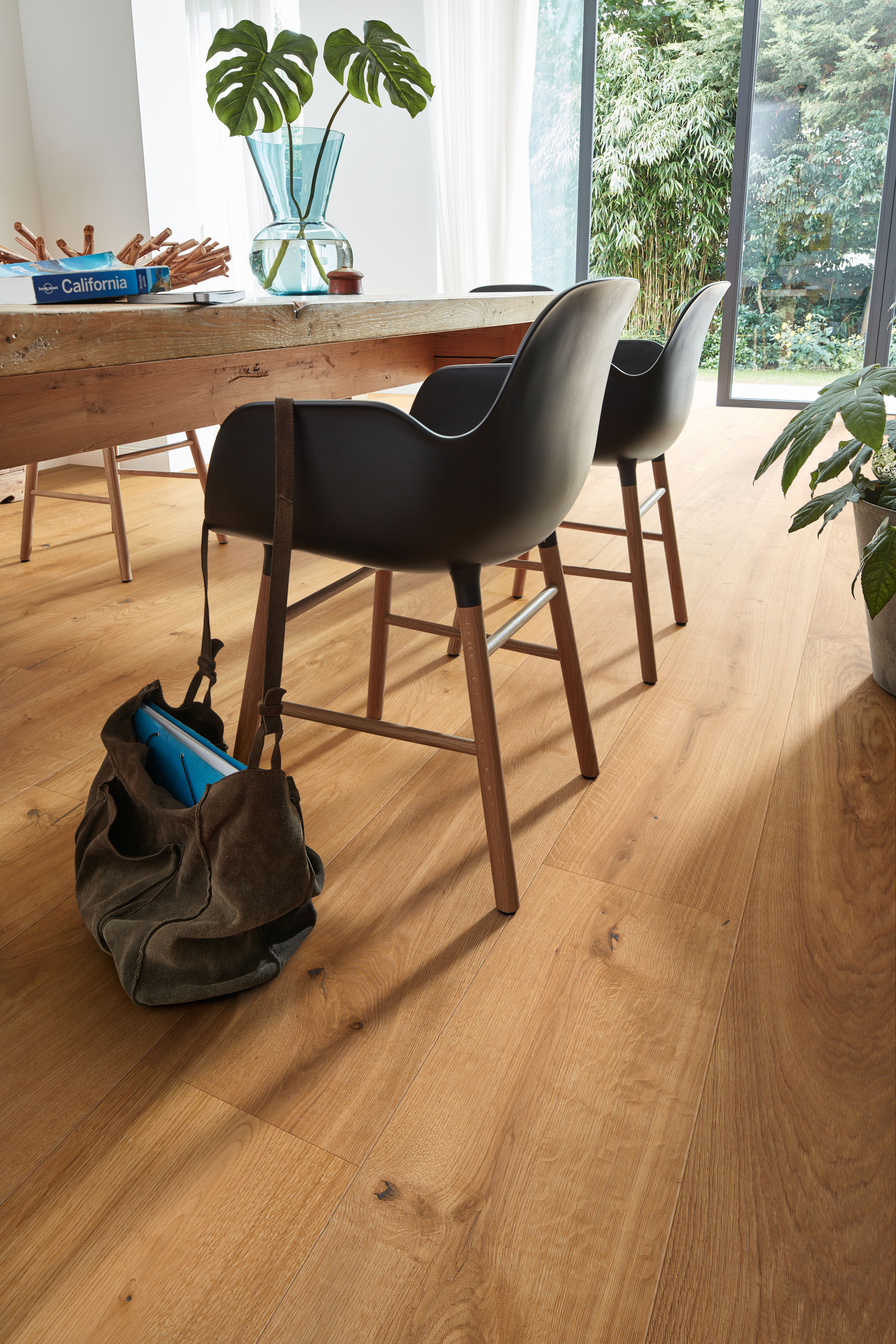 MEISTER Lindura-Holzboden HD 400 Eiche authentic gebürstet 8904 - naturgeölt 5G Dry®