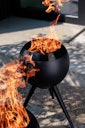Vorschaubild höfats MOON 45 All Black Feuerschale mit hohem Fuß