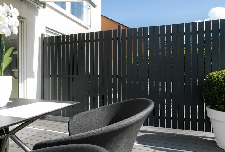 TraumGarten Squadra Alu-Sichtschutz auf Maß