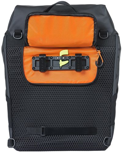 Basil Rucksack Miles 17 l schwarz,orange