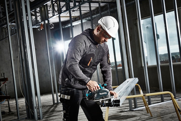 Makita Akku-Metallhandkreissäge DCS553Z