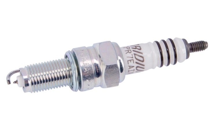 NGK Zündkerze CPR7EAIX-9 Iridium, 10 mm für Honda, Kawasaki, Kymco, Suzuki und Yamaha