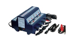Tecmate OptiMATE Pro-8 6/12 V 8-Bank Ladegerät