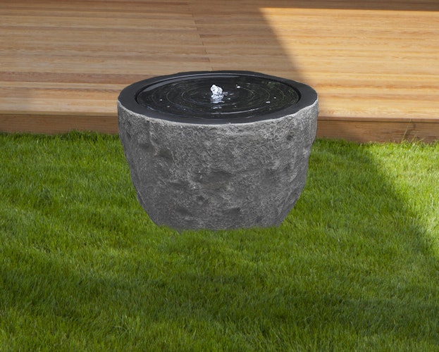 Gardenforma Wasserspiel Curitiba braun, Polyresin inkl. Pumpe und LED-Beleuchtung