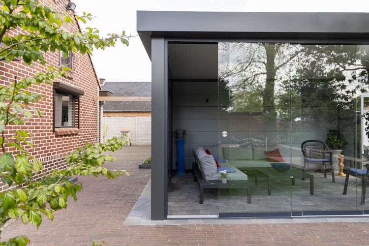 Telluria Glasschiebewände für Lounge XL