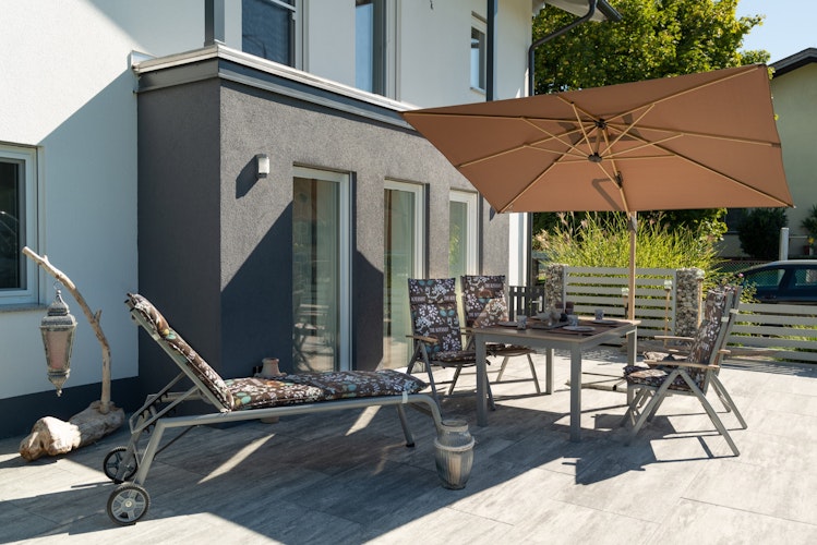 doppler Pendelschirm ALU WOOD 220 x 300, Aluminium Esche-Optik / 100 % Polyester 180 g/m²