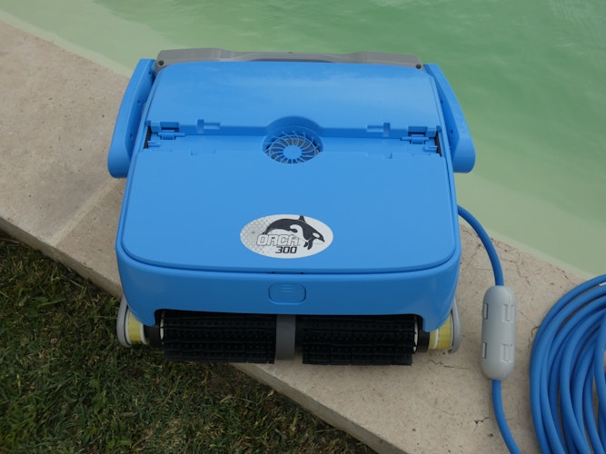 Summer Fun Orca 300 automatischer Bodensauger