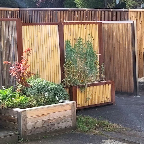BambusBASIS Hochbeet mit Sichtschutz Profile Corten