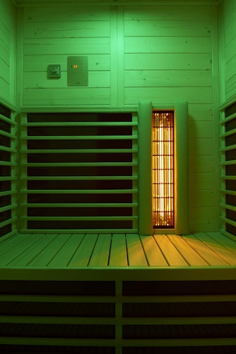 Infraworld Infrarotkabine TrioSol Natura 148 Plus inkl. 5-teiligem gratis Zubehörset