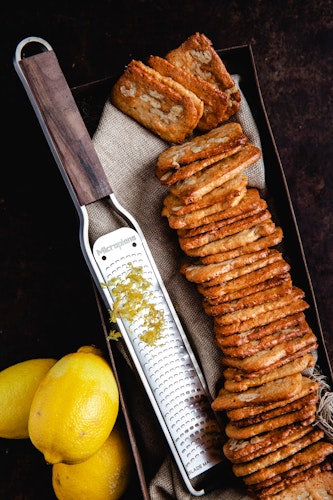 Microplane Zester MASTER Walnussholz