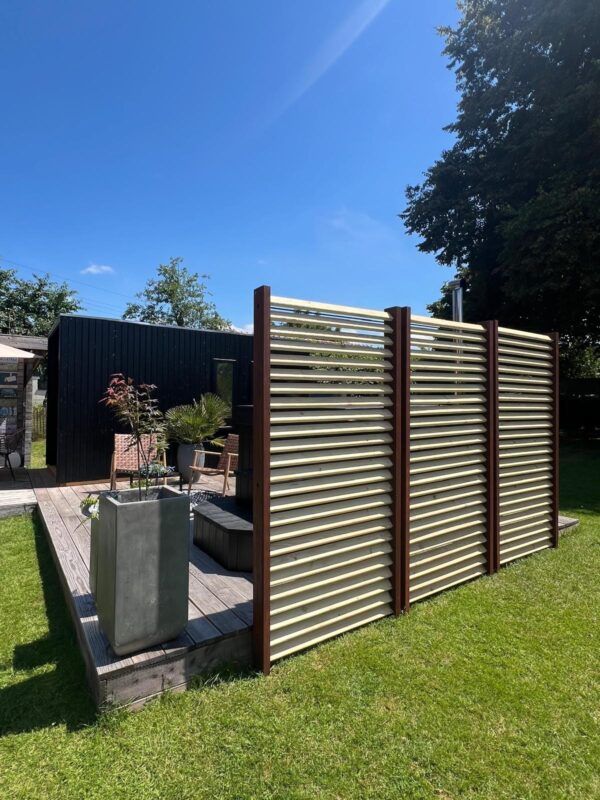 Badeko Sichtschutzwand „Berlin“ mit Lärchenholz