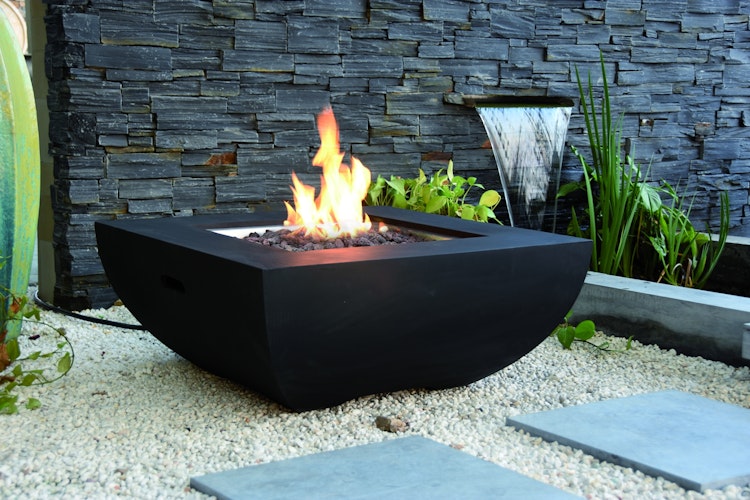 Gardenforma Gas Feuerstelle Itasy, Beton-Optik schwarz, aus Faserbeton