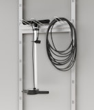 Hörmann Gerätehalter kurz für Gerätehaus Juno Breite 48 cmZubehörbild