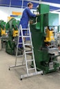 Vorschaubild Günzburger Aluminium-Vielzweckleiter 4-teilig mit nivello®-Traverse