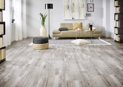 Handmuster KWG Antigua Novel Altkiefer macchiato Designvinyl Fertigfußboden 123,5x30,5 cm