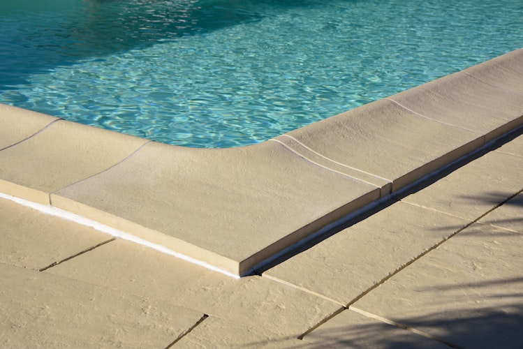 WESERWABEN® Pool- / Beckenrandsteine gewölbt - Solum