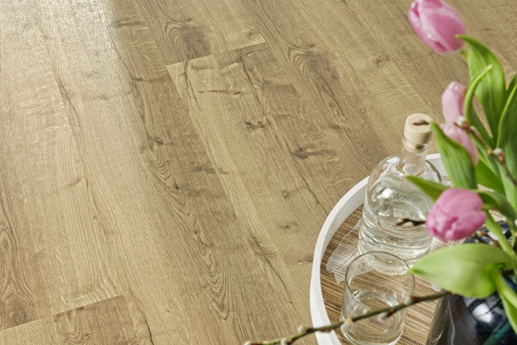 KWG Antigua classic Amarettoeiche Designvinyl Fertigfußboden 123,5x23 cm