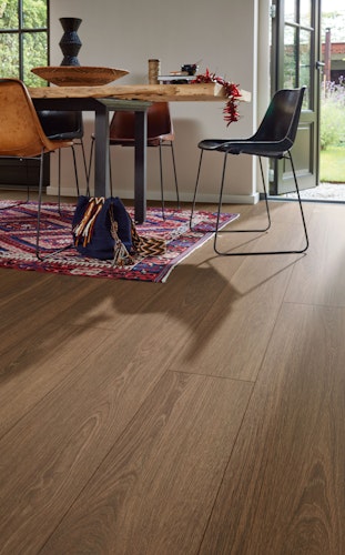 MEISTER Designboden MeisterDesign. comfort DL 600 S 2052 x 219 x 9 mm 7134 Princess Oak dunkel Porensynchron-Struktur