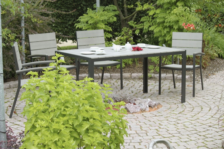 Garden Pleasure Gartenmöbel Set OLIVIA, Tisch 150 x 90 + 4 Stapelsessel, Aluminium Eisengrau/ Nonwood Hellgrau