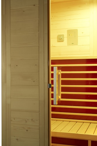 Infraworld Infrarotkabine TrioSol Natura 147 Glas inkl. 5-teiligem gratis Zubehörset