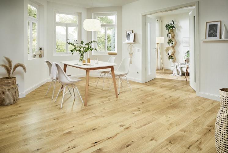 Handmuster KWG Madeira HydroWood Eiche markant tosca Natur-Designboden Landhausdiele 181,5x20 cm