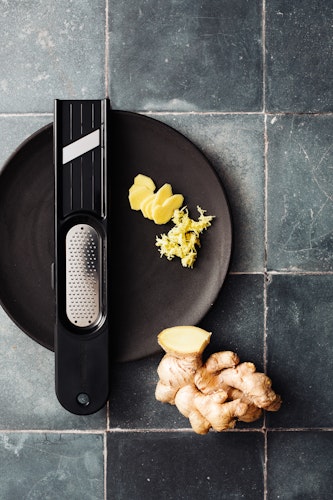 Microplane Ingwer-Reibe 3in1 SPECIALTY Schwarz