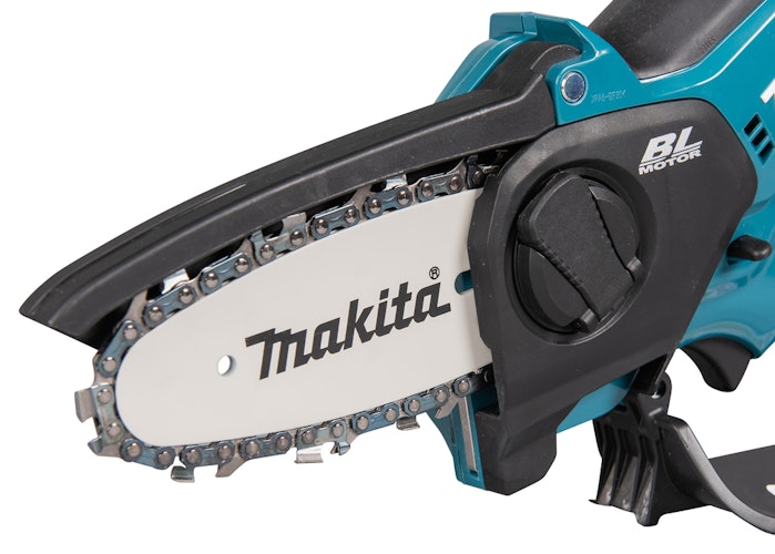 Makita Akku-Astsäge UC100DZ
