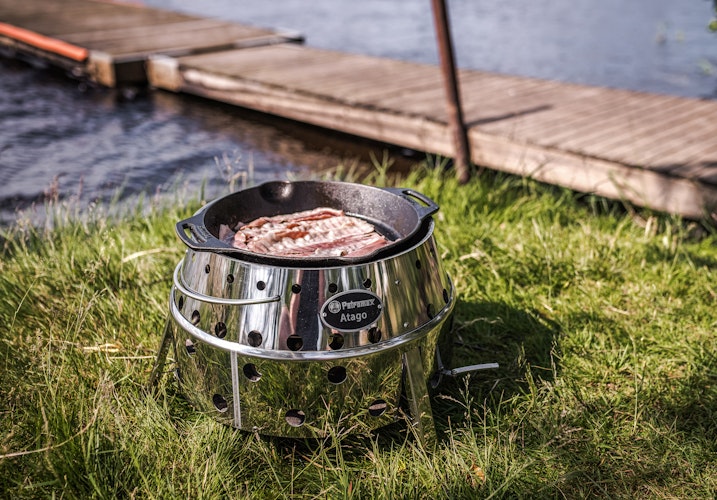 Petromax Grill-Feuerpfanne mit Henkel