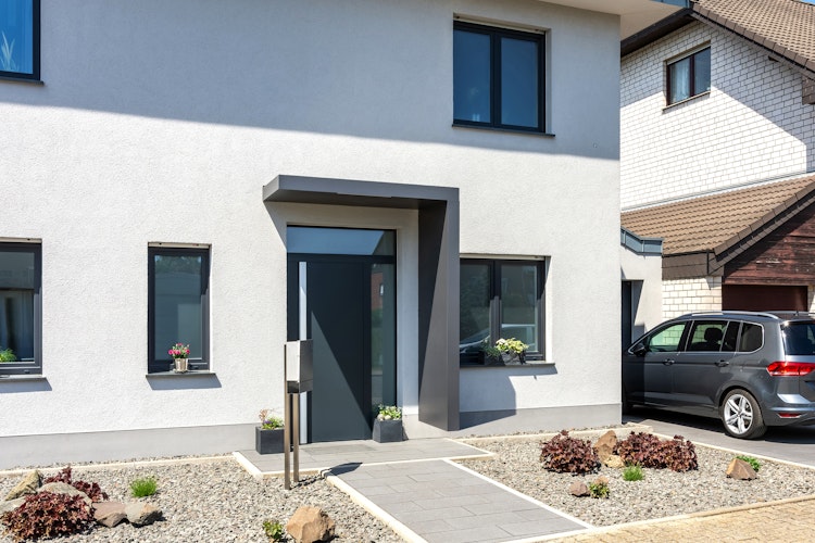 Gutta Rechteckvordach BS Plus 160 Sonderfarbe und Sondermaß inkl. Seitenteil (neues Modell)