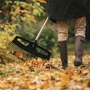 Vorschaubild Fiskars Xact Laubrechen XXL 630mm 1027036