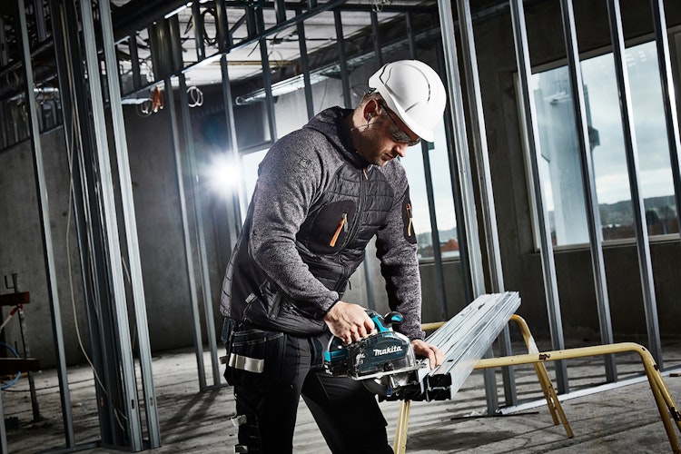 Makita Akku-Metallhandkreissäge DCS553Z