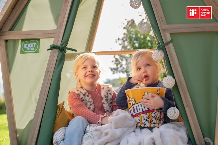 EXIT Yuki 550 Holzspielhaus mit Rutsche, Sandkasten und Matschüche