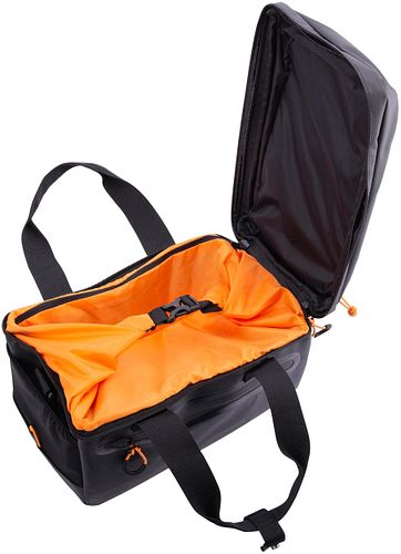 Basil Miles Gepäckträgertasche schwarz orange