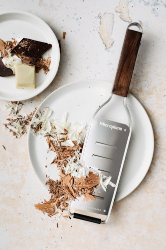 Microplane Große Raspel MASTER Walnussholz