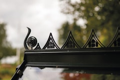 Juliana Firstverzierung für Gewächshaus Icon Pflanzenhaus 6 & 8 - 7,3 m² / 9,7 m²Zubehörbild