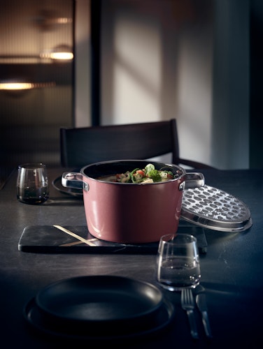 WMF Fleischtopf 22 cm Aromatic Rose Quartz