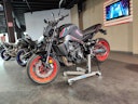 Vorschaubild Zentralständer EVOLIFT® für Yamaha MT 09 / SP 21-
