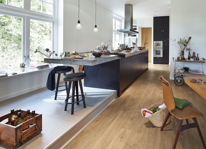 MEISTER Laminatboden MeisterDesign. laminate LD 150 1288 x 198 x 8 mm 07149 Eiche Chianti Porensynchron-Struktur