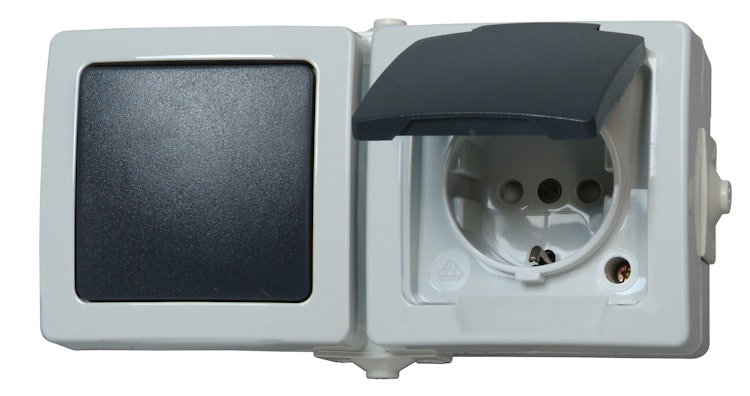 Kopp Aus-/Wechselschalter-Steckdosenkombination NAUTIC grau