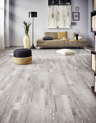 KWG Antigua Novel Altkiefer macchiato Designvinyl Fertigfußboden 123,5x30,5 cm