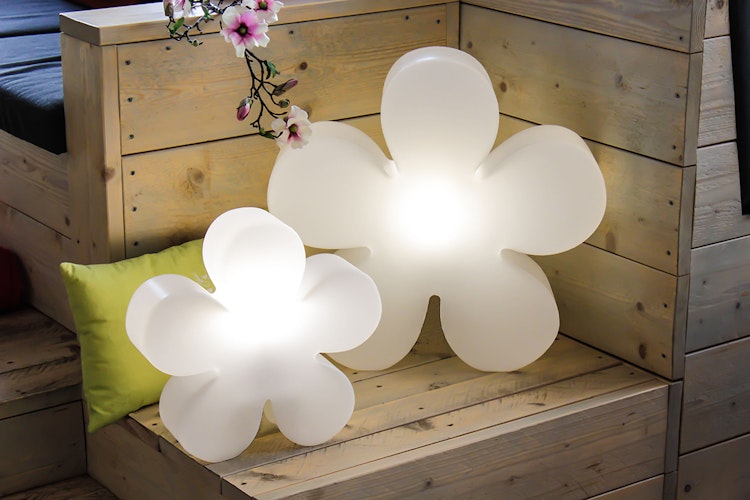 8 seasons design LED-Dekoleuchte Shining Flower Ø 60 cm (WW)