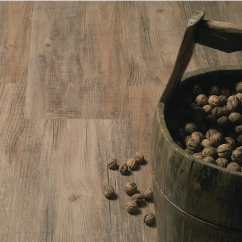 KWG Antigua classic Hydrotec Birke antik 1235x305 Designvinyl Fertigfußboden 123,5x30,5 cm