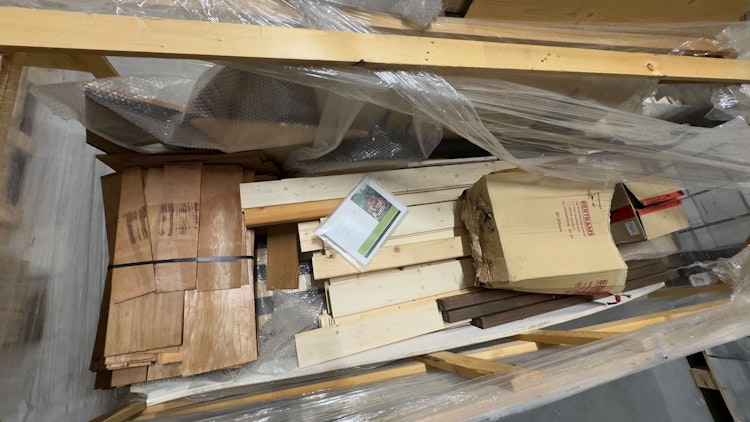 Lieblingsplatz Philosophenbank mit Gaube und Rotzeder-Schindeln Brown Ceruse B-Ware